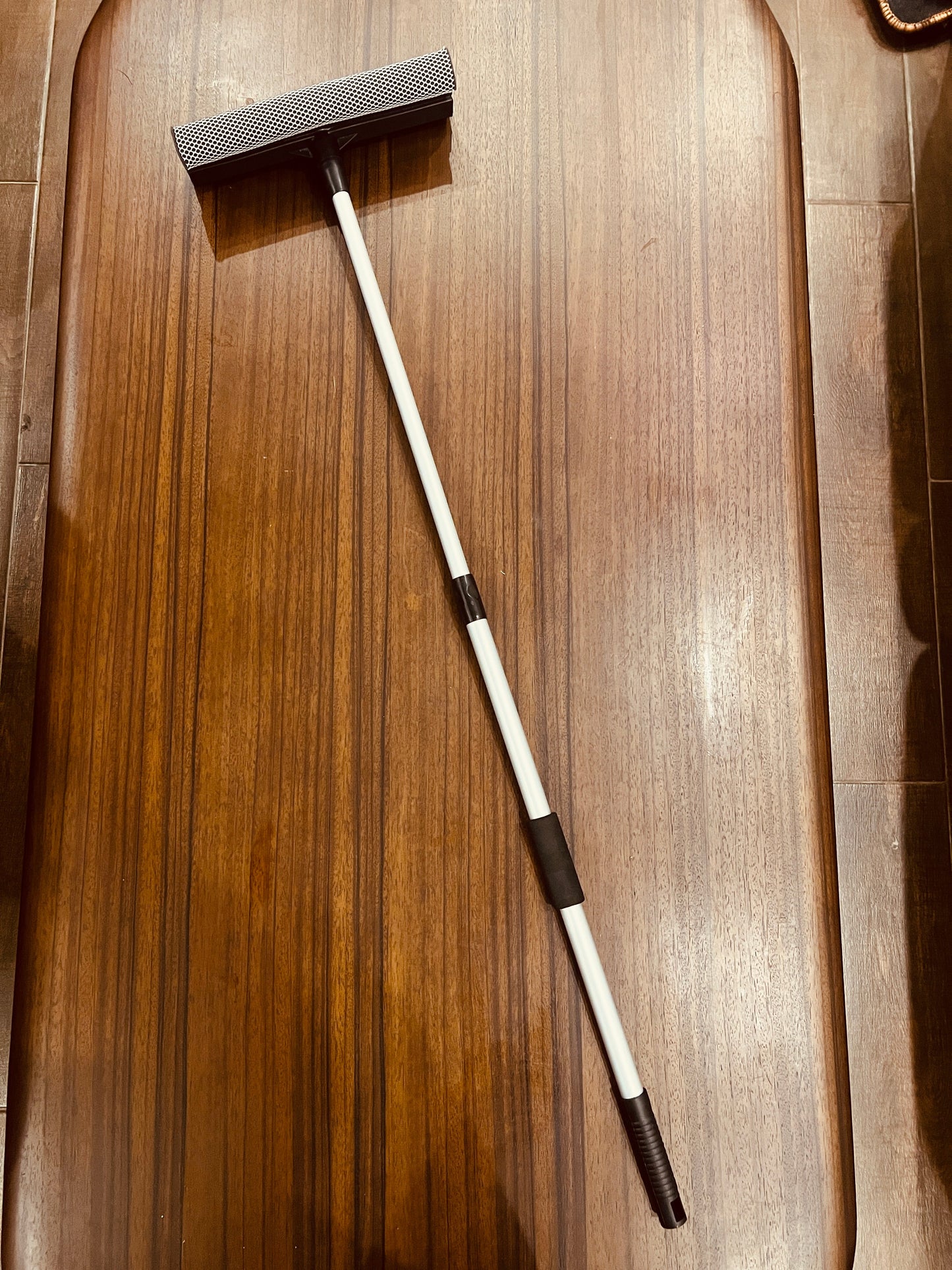 Extendable Window Wiper